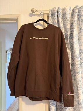 Baskin Robbins Ice Cream Social Club Brown Graphic Crewneck Sweatshirt